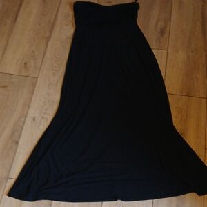 Banana Republic Strapless Black Dress